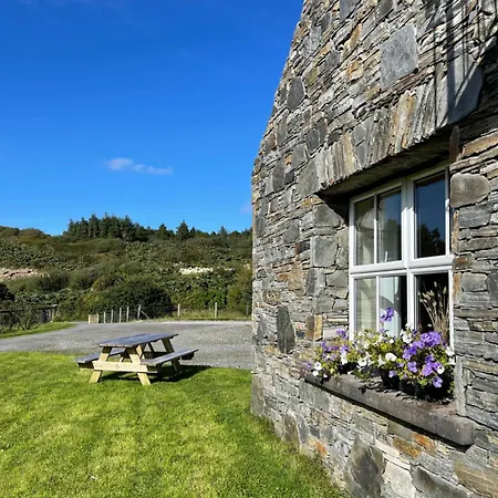 Shanakeever Farm - 2 Bedroom * Clifden